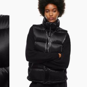 Super Puff Vest - Black liquid Shine